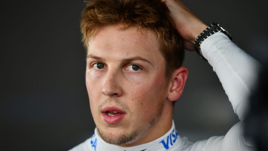 Mexican federation slams Liam Lawson over F1 marshal's near miss