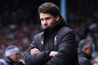 Rangers are currently considering replacements for their old role as they hope to introduce a 4-4-2 at Ibrox