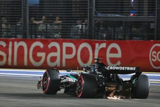 Russell Edges Singapore GP Pole Verstappen