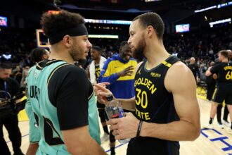 Seth Curry says that what he saw in the Golden State Warriors was "strange" unlike anything he witnessed earlier.