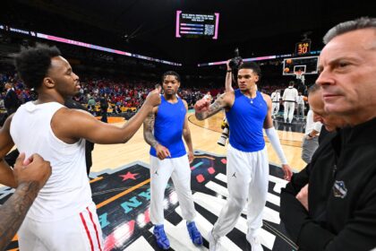 Steve Kerr says he was impressed with LJ Cryer and Will Richard during March Madness, ``Why are they here?''