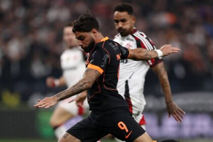 Vitor Pereira has personally urged Wolves to sign the 15-goal ace he previously bid for