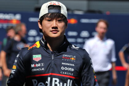 Yuki Tsunoda and Liam Lawson try to resolve their awkward argument