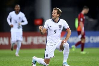 'Top of the list' Kane aims to build something special with England