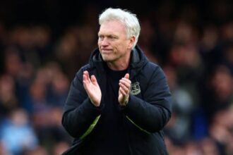 Everton manager David Moyes praises the impact of Pickford, Tarkowski and Branthwaite trio after signing new contracts (video)