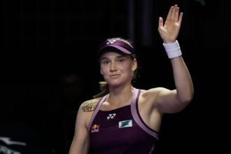 Rybakina defeats Pegula to advance to WTA Finals title match