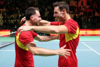 Granolles and Martinez help Spain reach Davis Cup final