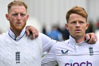 Ben Stokes and Ollie Pope of England