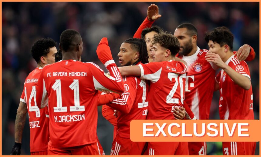 Michael Olise celebrates with his FC Bayern teammates