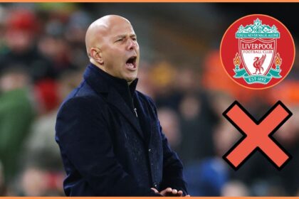 Arne Slot reacts during a Liverpool match