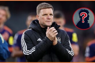 Eddie Howe applauds the Newcastle United supporters
