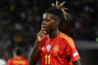 Chelsea bid £62m to sign Nico Williams in latest update on Athletic club's future