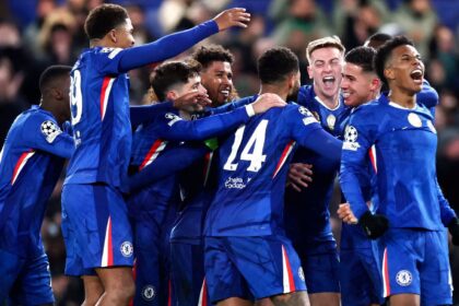 Chelsea open talks with star player 'very keen' to join amid Barcelona win