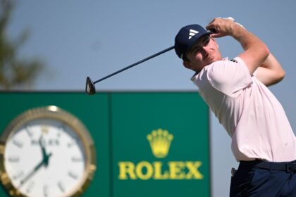 Dunlap tied for top in Mexico with Valimaki course record 61