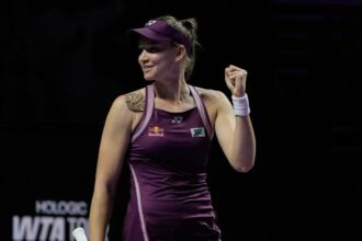 Elena Rybakina defeats world No. 1 Aryna Sabalenka to win WTA Finals