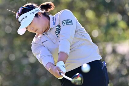 Helan Liu scores 64 shots to take first round lead in Annika