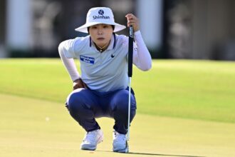 Lee So-mi shoots 64 in the first round and takes a 2-point lead in the final round of the LPGA Tour