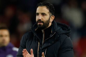 Manchester United hold talks to sign 'unique' teenage sensation ahead of Real Madrid