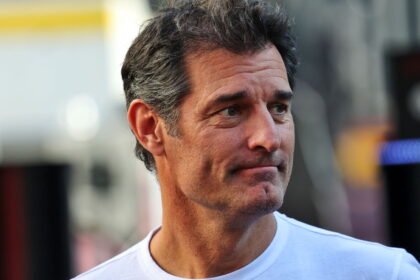 Mark Webber talks about how he will help Oscar Piastri regain form in the F1 title race