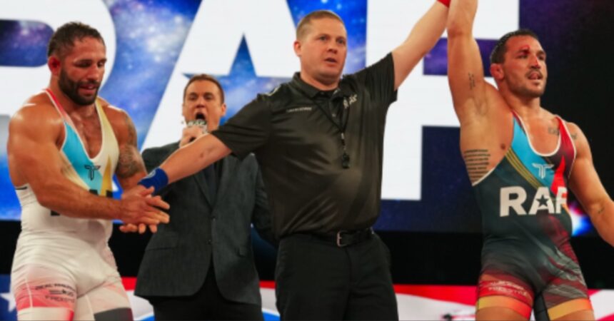 Michael Chandler Defeats Chad Mendes in Real American Freestyle Debut - RAF 3 Highlights