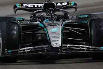 Russell shines in wet and dry Las Vegas FP3