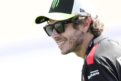 Six MotoGP riders join Valentino Rossi in the 100km Champions Dirt Track Battle