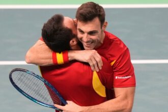 Spain defeats Czech Republic and advances to Davis Cup semifinals