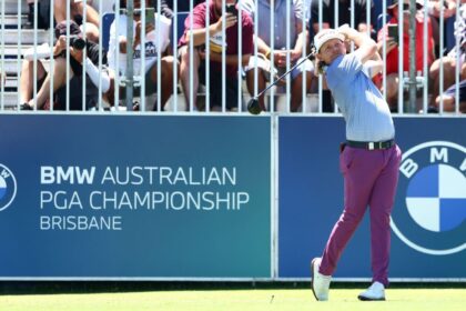 Struggling Smith has 75 seals and failed to cut 7 times in a row.