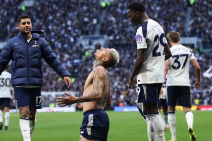 Stuart Pearce cuts through Tottenham's 'weak spot' as they 'jogged back' against Manchester