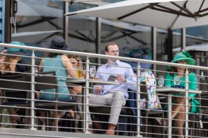 6 Great Ideas for Visiting Hot Springs at Oaklawn Park Convention