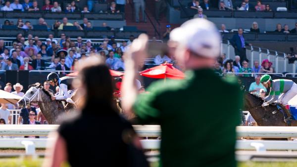 ABR Sunday Selection: Full card picks for Opening Day at Santa Anita