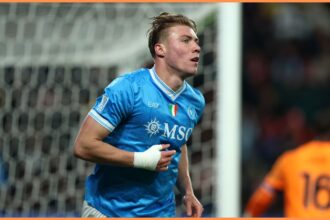 Rasmus Hojlund celebrates a goal for Napoli