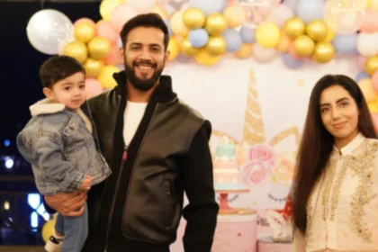 Imad Wasim with Family