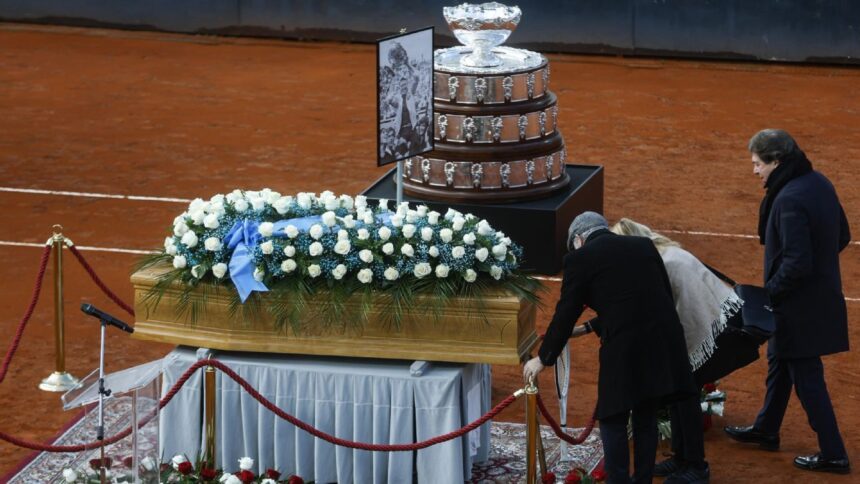 Hundreds pay tribute to tennis great Nicola Pietrangeli at monument in Rome