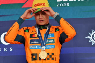 Jacques Villeneuve reprimands Lando Norris for 'embarrassing' booing