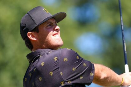 Mito Pereira retires from professional golf after three seasons with LIV