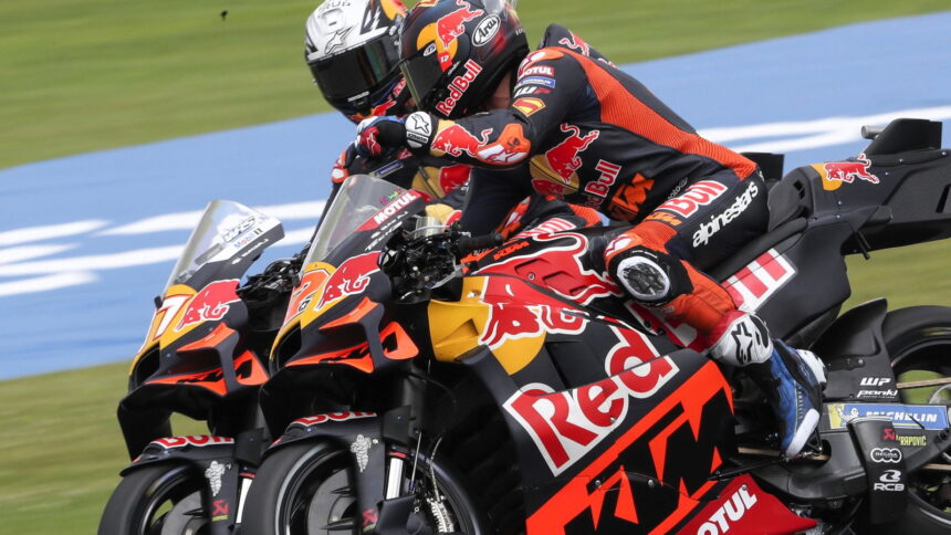 Pedro Acosta helps Maverick Vinales 'eye-open' at KTM - Exclusive