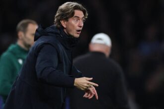 'Top' 4-2-3-1 manager becomes Tottenham's top target to replace Frank