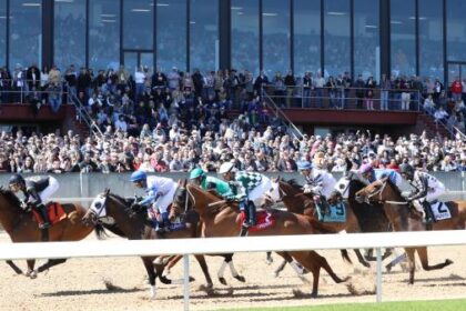 Universe wins top prize in 2026 Smarty Jones Stakes