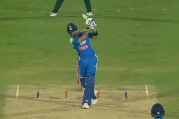 Virat Kohli No Look Six