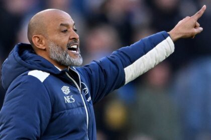 West Ham have made an offer for Artem Dovvik as Roma tell him to find a new club in January