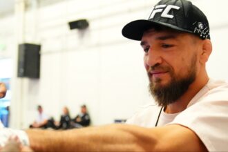 Yaroslav Amosov gets his hands wrapped backstage at UFC Vegas 112