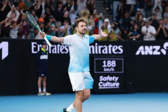 Stan Wawrinka advances to the third round of a slam, unusual for a 40-year-old