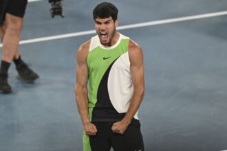 Carlos Alcaraz advances to Australian Open semi-finals with victory