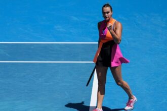 Aryna Sabalenka advances to Australian Open quarterfinals