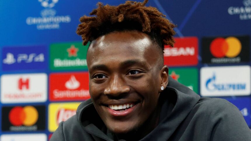 Aston Villa keep an eye on Mateta amid complex negotiations with Abraham