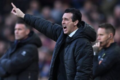 Aston Villa press ahead with signing former Fulham star after receiving offer