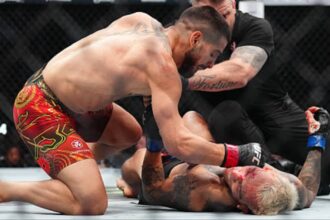 Ilia Topuria vs. Charles Oliveira - UFC 317 Highlights