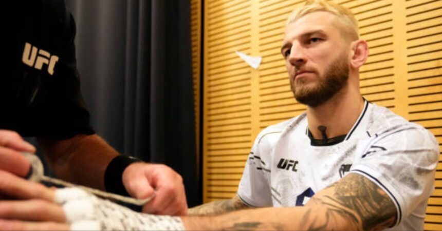 "It’s on sight," Paddy Pimblett Will Get His Head 'Kicked-In' By Dan Hooker for Crass Comments