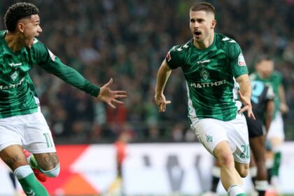 Leeds negotiate to sign even better deal than Schmidt